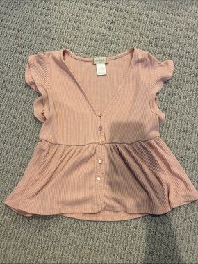 Altar'd State Dusty Pink Ribbed Button Peplum Top
